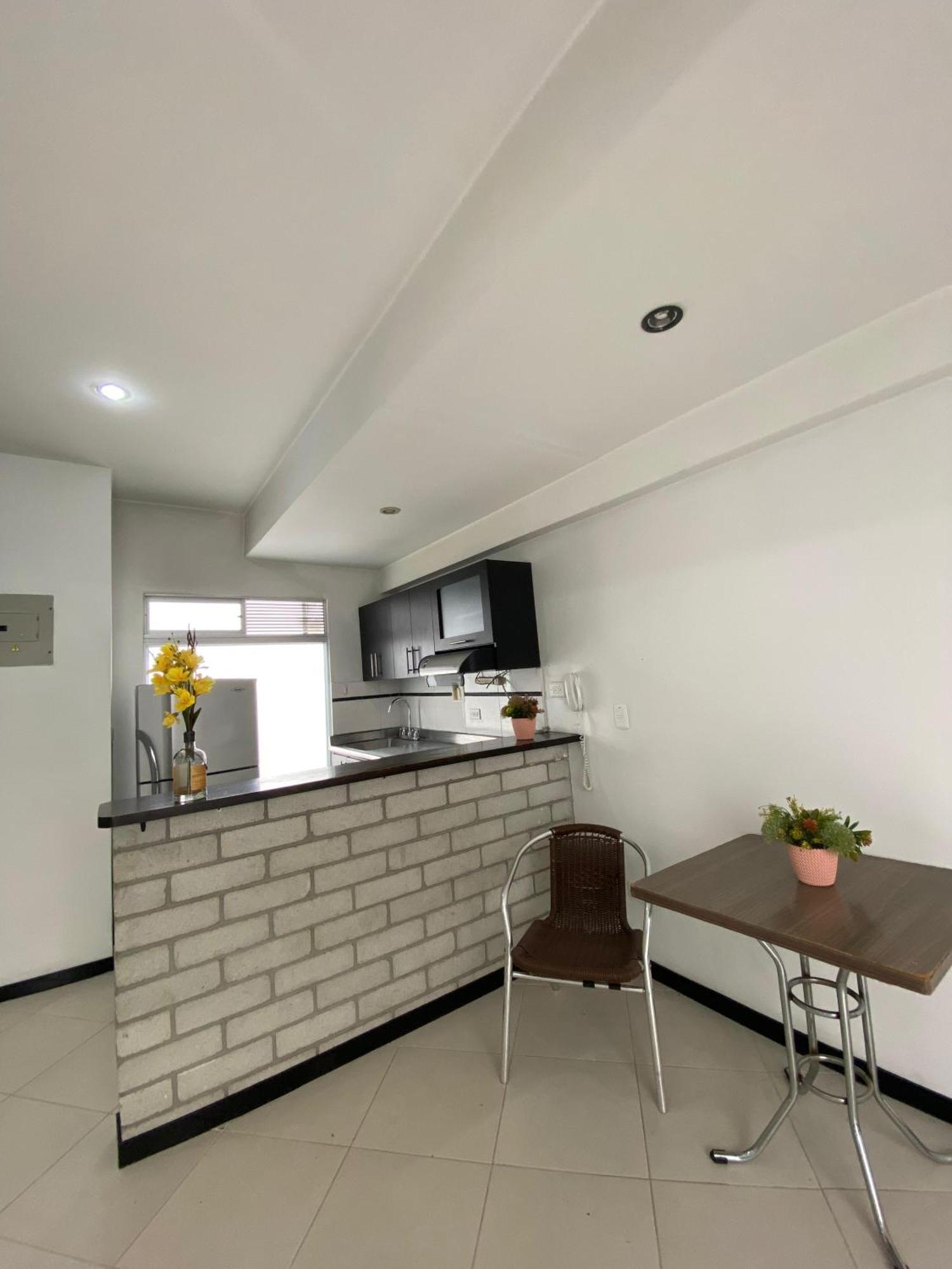 Laureles Hotel