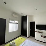 Apartaestudio Medellin Laureles